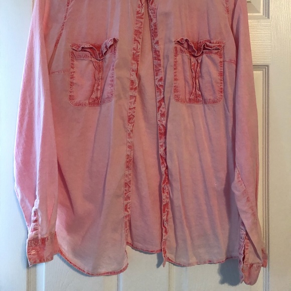 Shirt - Picture 2 of 2